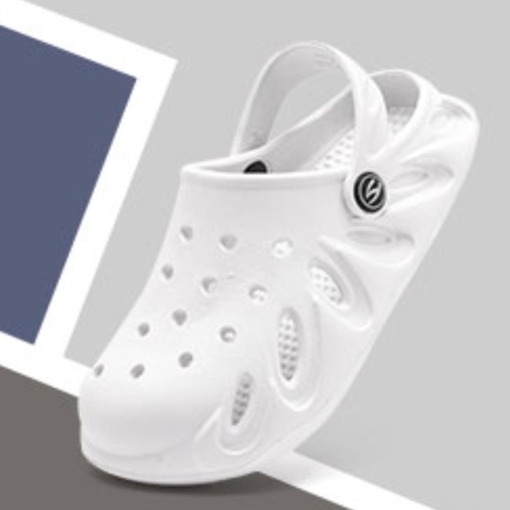 BODATU white clogs size 40 EU / 9 US
